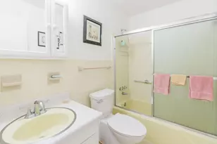 228 Hibiscus Ave, Lauderdale by the Sea, FL 33308 - Photo 12