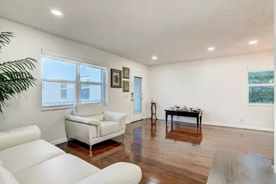 42 Burgundy A, Unit #A, Delray Beach, FL 33484 - Photo 8