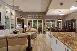 8201 SE Double Tree Dr, Hobe Sound, FL 33455 - Photo 4