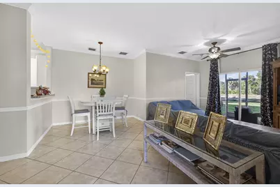 3055 Grandiflora Drive, Greenacres, FL 33467 - Photo 10