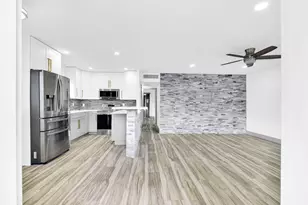 277 Brittany Unit, Delray Beach, FL 33446 - Photo 2