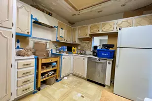 3661 Via Poinciana, Lake Worth, FL 33467 - Photo 4