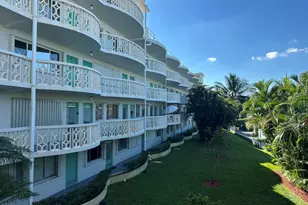 2381 Sunset Ave Unit, Lake Worth, FL 33461 - Photo 2