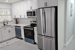 2010 NE 33rd St, Lighthouse Point, FL 33064 - Photo 6