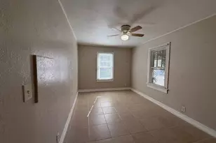 400 Metcalf Ct, West Palm Beach, FL 33407 - Photo 22