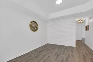 9074 Chatsworth Cascades, Boca Raton, FL 33434 - Photo 8