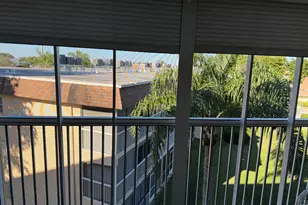 300 Village Green Cir S, Palm Springs, FL 33461 - Photo 36