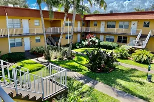 240 Croton Ave, Lantana, FL 33462 - Photo 1