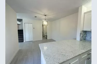 97 Lake Arbor Drive, Palm Springs, FL 33461 - Photo 12