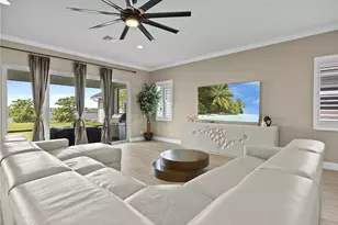 953 Hookline Cir, The Acreage, FL 33470 - Photo 10