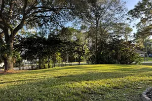 12207 77th Pl N, West Palm Beach, FL 33412 - Photo 4