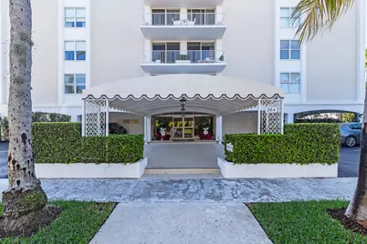 354 Chilean Avenue, Unit #4D, Palm Beach, FL 33480 - Photo 2