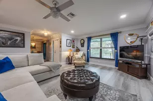 201 SW 1st St, Boca Raton, FL 33432 - Photo 6