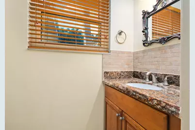 8 Bell Lane, Palm Springs, FL 33406 - Photo 20