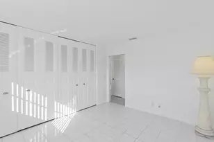 2727 Dudley Dr W, West Palm Beach, FL 33415 - Photo 10