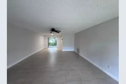9244 SW 2nd Street, Boca Raton, FL 33428 - Photo 2