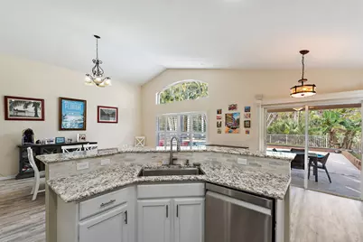 938 SE Westminster Place, Stuart, FL 34997 - Photo 8