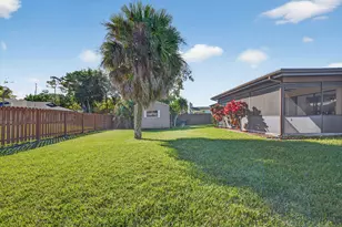 5216 Palm Dr, Fort Pierce, FL 34982 - Photo 32