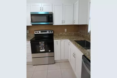 4760 Lucerne Lakes Boulevard W, Unit #405, Lake Worth, FL 33467 - Photo 2