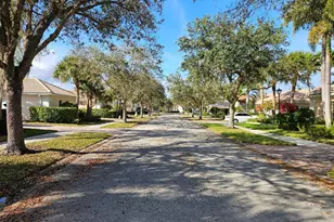 8984 SE Hawks Nest Ct, Hobe Sound, FL 33455 - Photo 10