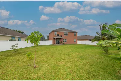 1615 Lexington Square SW, Vero Beach, FL 32962 - Photo 24