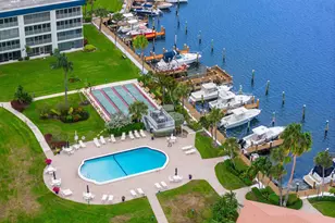 240 Captains Walk, Delray Beach, FL 33483 - Photo 6