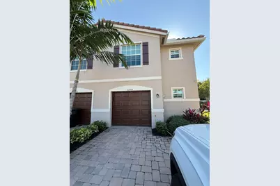 6794 Broadwater Lane Lane, Lake Worth, FL 33467 - Photo 2