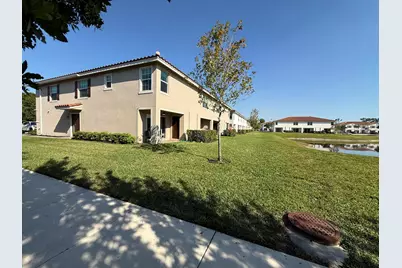 6794 Broadwater Lane Lane, Lake Worth, FL 33467 - Photo 4