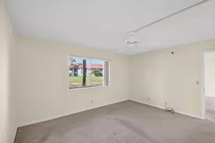 7770 Tahiti Ln, Lake Worth, FL 33467 - Photo 14