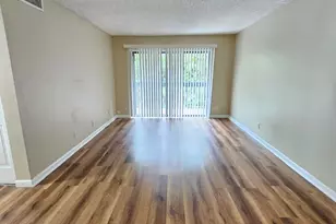 1900 N Congress Ave, West Palm Beach, FL 33401 - Photo 2