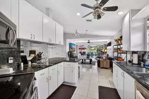 4153 Royal Oak Dr, Palm Beach Gardens, FL 33410 - Photo 28