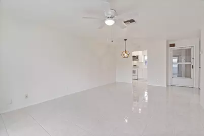 2557 Dudley Drive W, Unit #D, West Palm Beach, FL 33415 - Photo 4