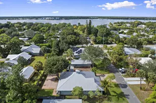 339 SW Winnachee Dr, Stuart, FL 34994 - Photo 46