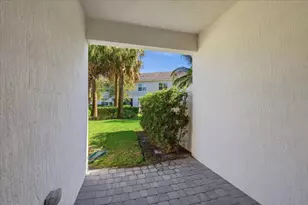 554 Sanderling Cir, Deerfield Beach, FL 33442 - Photo 30