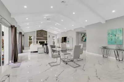 2019 NE 14th Court, Fort Lauderdale, FL 33304 - Photo 2