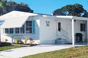 10 SE La Mesa, Port Saint Lucie, FL 34952 - Photo 2
