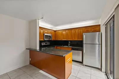 152 Lake Arbor Drive, Palm Springs, FL 33461 - Photo 8