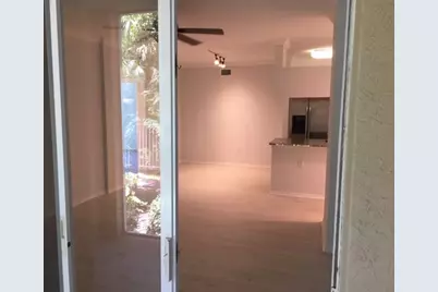 6410 Emerald Dunes Drive, Unit #105, West Palm Beach, FL 33411 - Photo 14