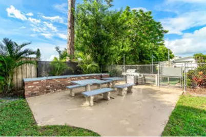 2020 Lake Osborne Drive, Unit #10, Lake Worth Beach, FL 33461 - Photo 30