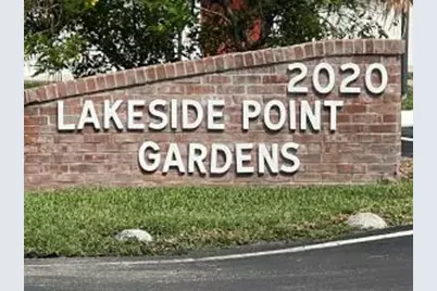 2020 Lake Osborne Drive, Unit #10, Lake Worth Beach, FL 33461 - Photo 4