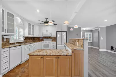 5926 Los Alamos Lane, Delray Beach, FL 33484 - Photo 10