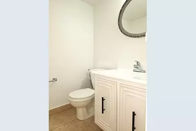 800 Parkview Drive, Unit #225, Hallandale Beach, FL 33009 - Photo 14