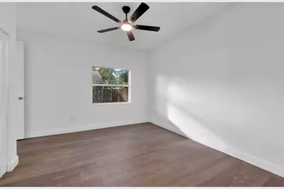 1410 SW 85th Avenue, Pembroke Pines, FL 33025 - Photo 22