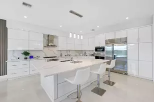 17052 Rainbow Fls Trl, Boca Raton, FL 33496 - Photo 24