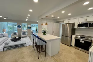 360 Alhambra Pl, West Palm Beach, FL 33405 - Photo 6