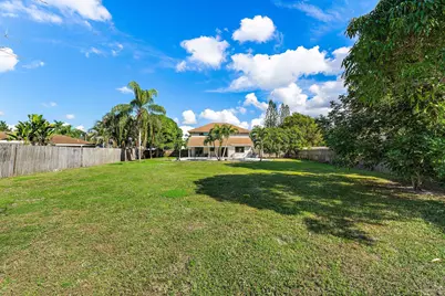 208 Las Palmas Street, Royal Palm Beach, FL 33411 - Photo 46