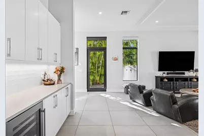 820 NE 7th Avenue, Delray Beach, FL 33483 - Photo 16