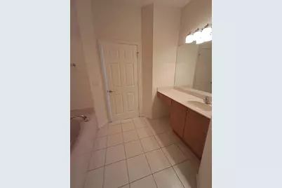 221 Greenwich Circle, Unit #210, Jupiter, FL 33458 - Photo 6