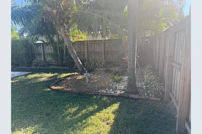 2320 NE 13th Street, Pompano Beach, FL 33062 - Photo 14
