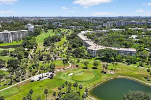 3960 Oaks Clubhouse Dr, Pompano Beach, FL 33069 - Photo 46